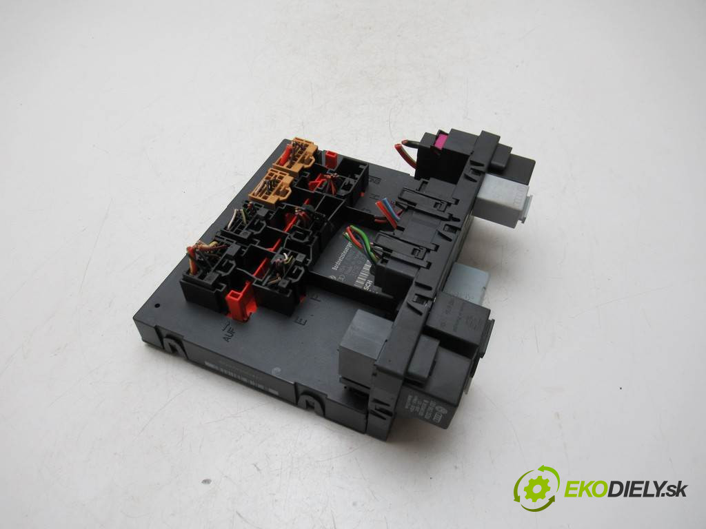 Volkswagen Passat B6       0  modul bordnetz 3C8937049E