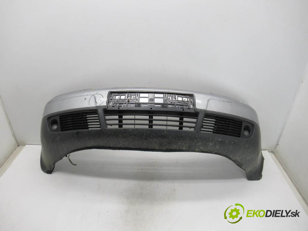 Audi A6 C5       0  nárazník predný