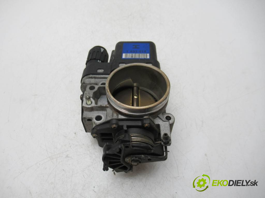 BMW 3 E46       0  škrtíci klapka 1433414