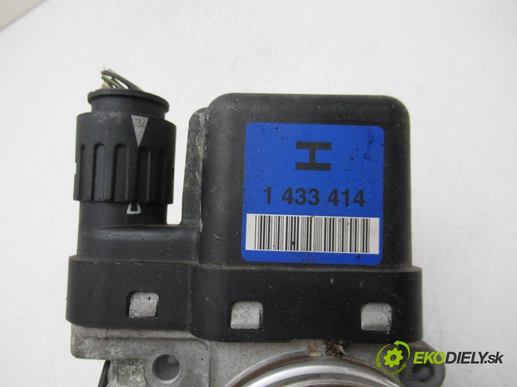 BMW 3 E46       0  škrtíci klapka 1433414