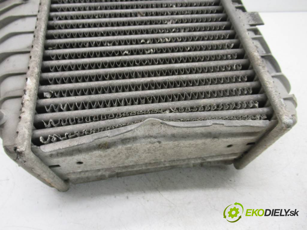 Volkswagen Golf IV       0  intercooler 1J0145805D
