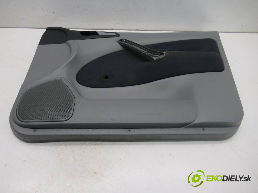 Skoda Octavia I       0  ča dveře přední část pravý tapacír