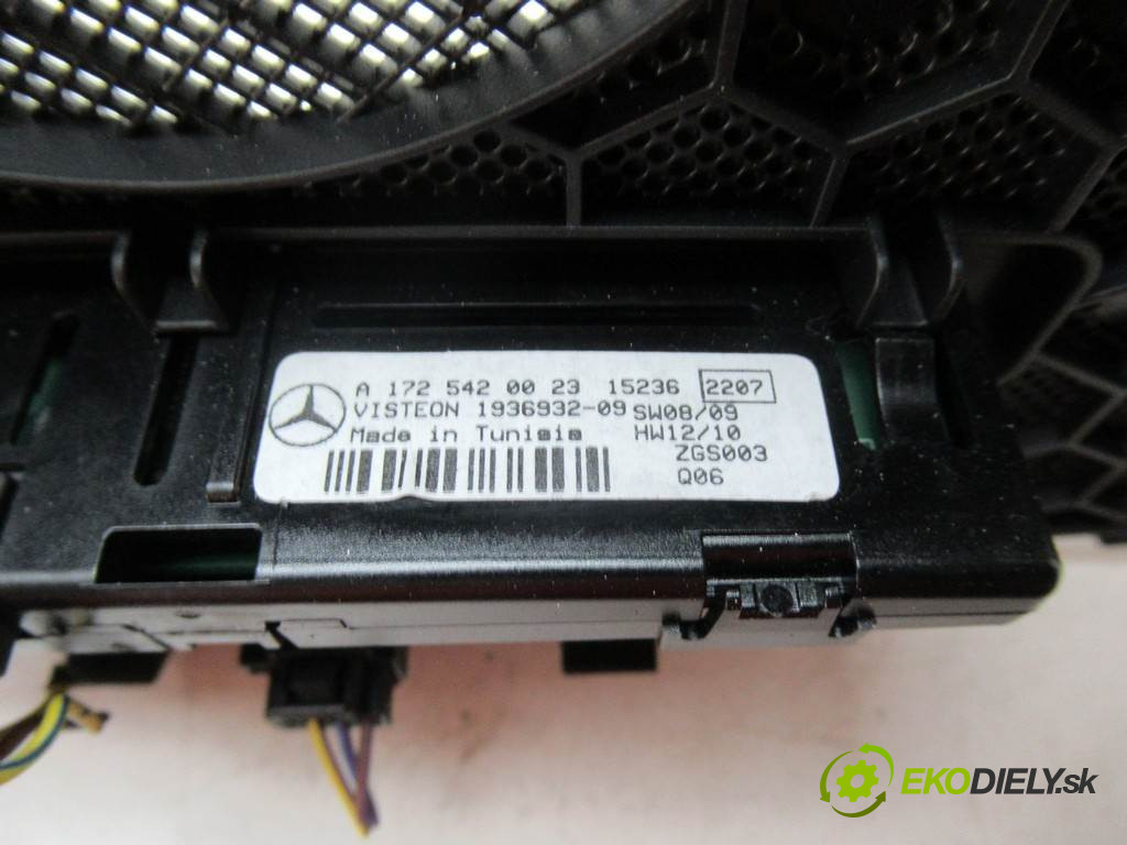 Mercedes-Benz A W176       0  dislpej pdc A1725420023
