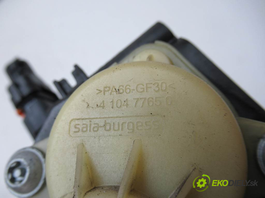 Peugeot 308 II SW       0  obal termostatu 9804160380