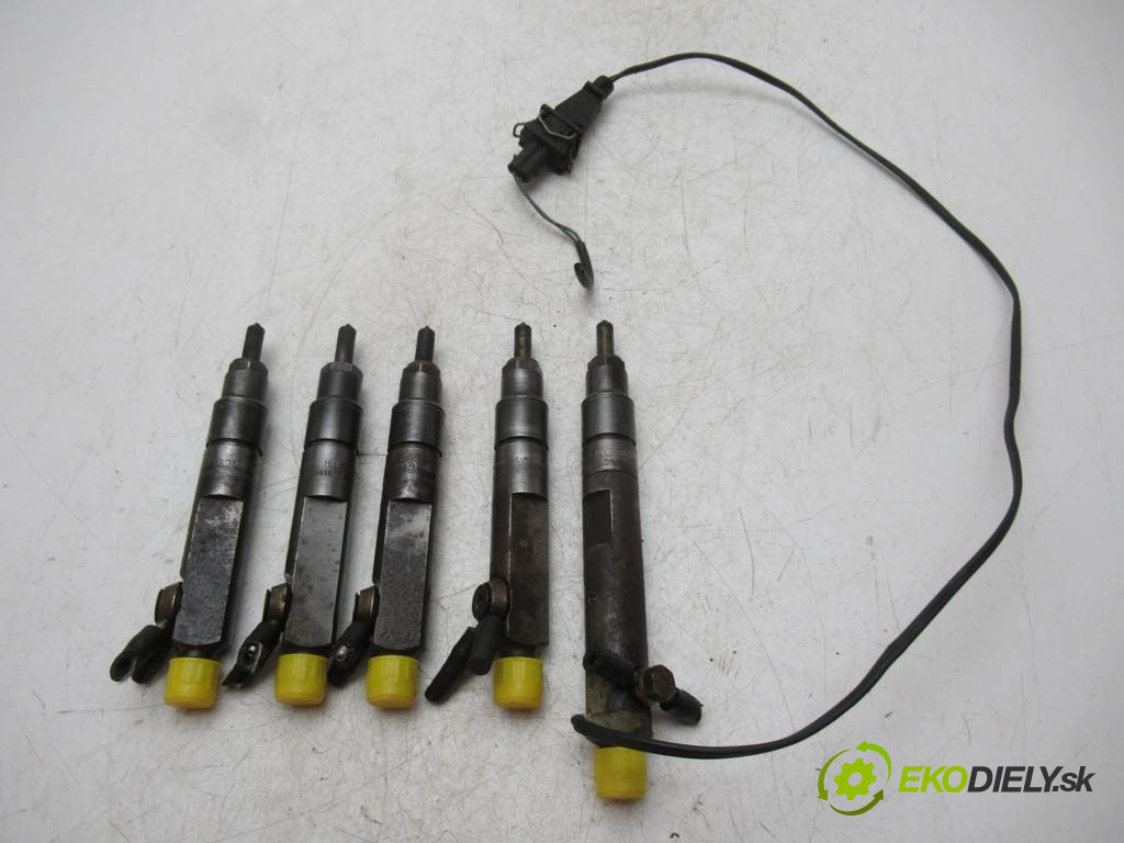 Volkswagen Transporter IV T4       0  vstřikovací ventily 074130202A      074130201C