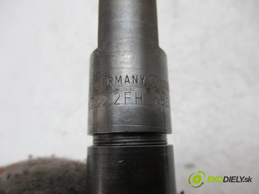 Volkswagen Transporter IV T4       0  vstřikovací ventily 074130202A      074130201C