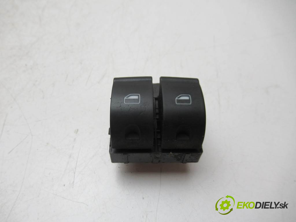 Audi A4 B7       0  prepínač okien 8E0959851A