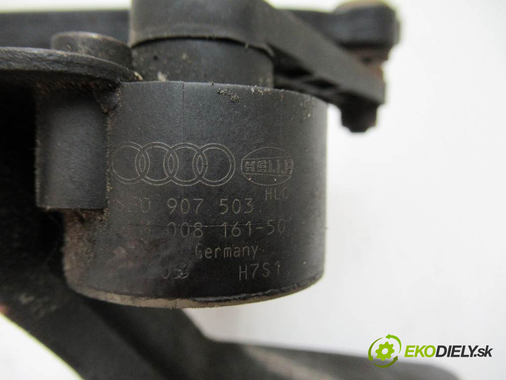 Audi A4 B7       0  snímač nastavenia xenon 8E0907503