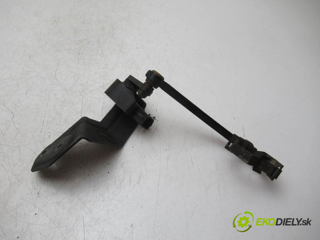 Audi A4 B7       0  snímač nastavenia xenon 8E0907503