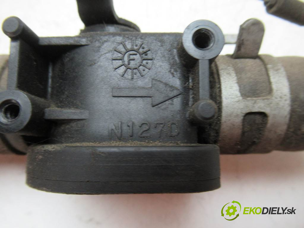 Honda Civic VII       0  ventil kúrenia