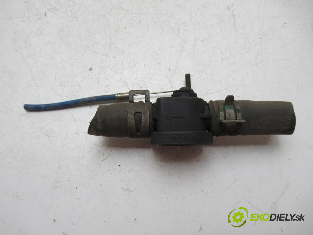 Honda Civic VII       0  ventil kúrenia