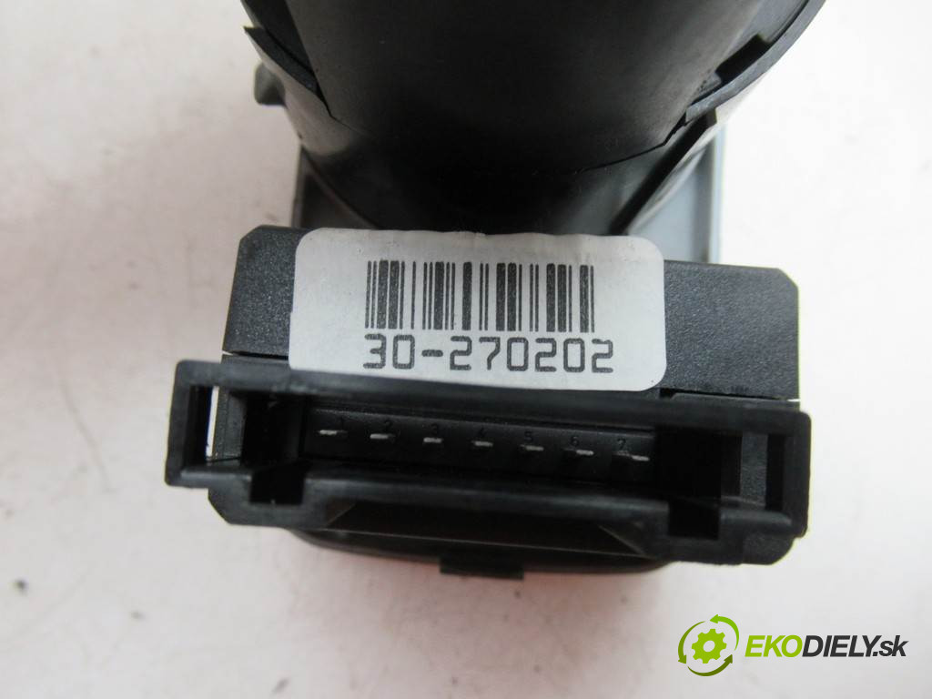 Seat Leon       0  spínač světel na přístrojové desce 1M1941531K