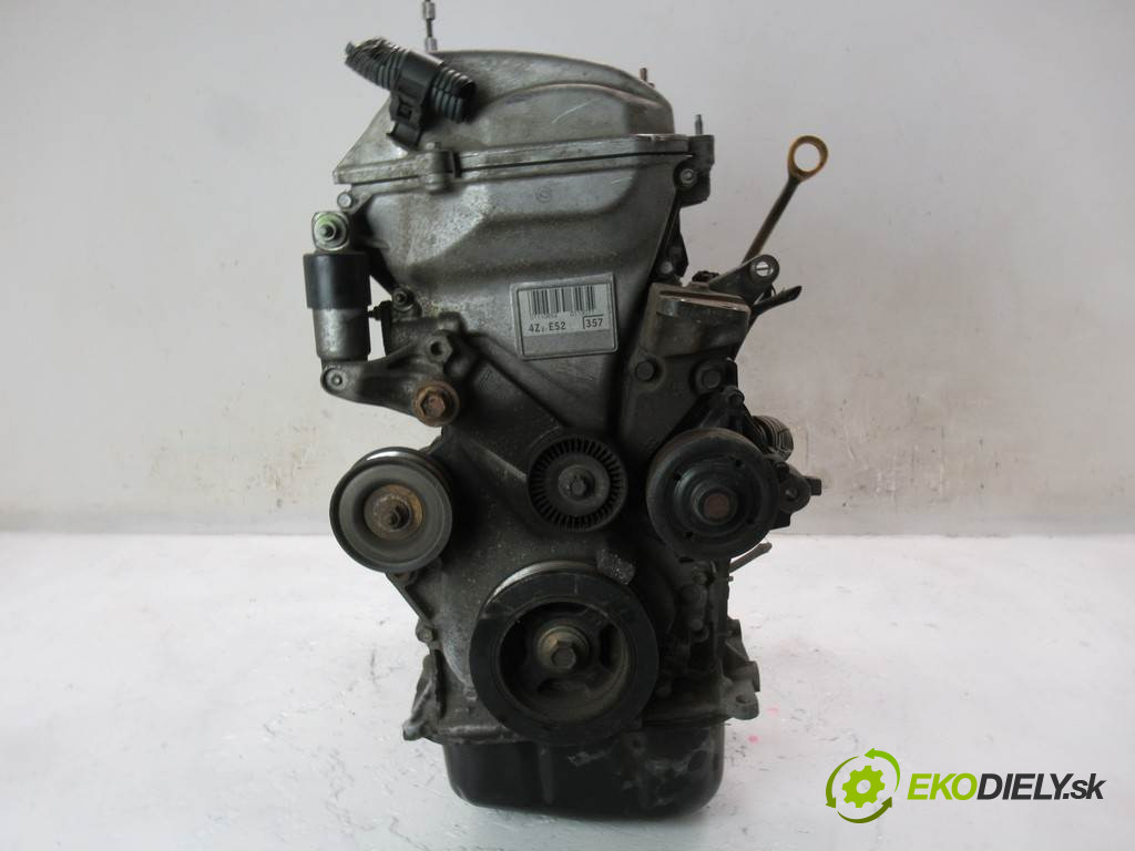 Toyota Corolla E12       0  motor 4ZZ-FE