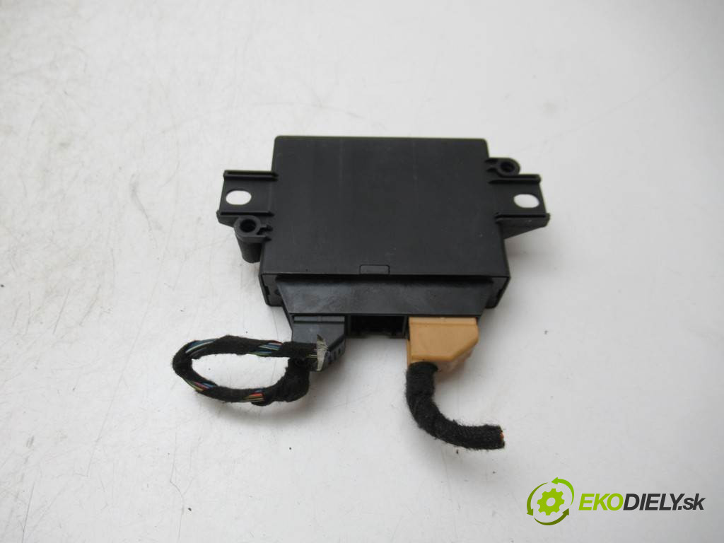 Audi A4 B8       0  modul pdc - 8K0919475T