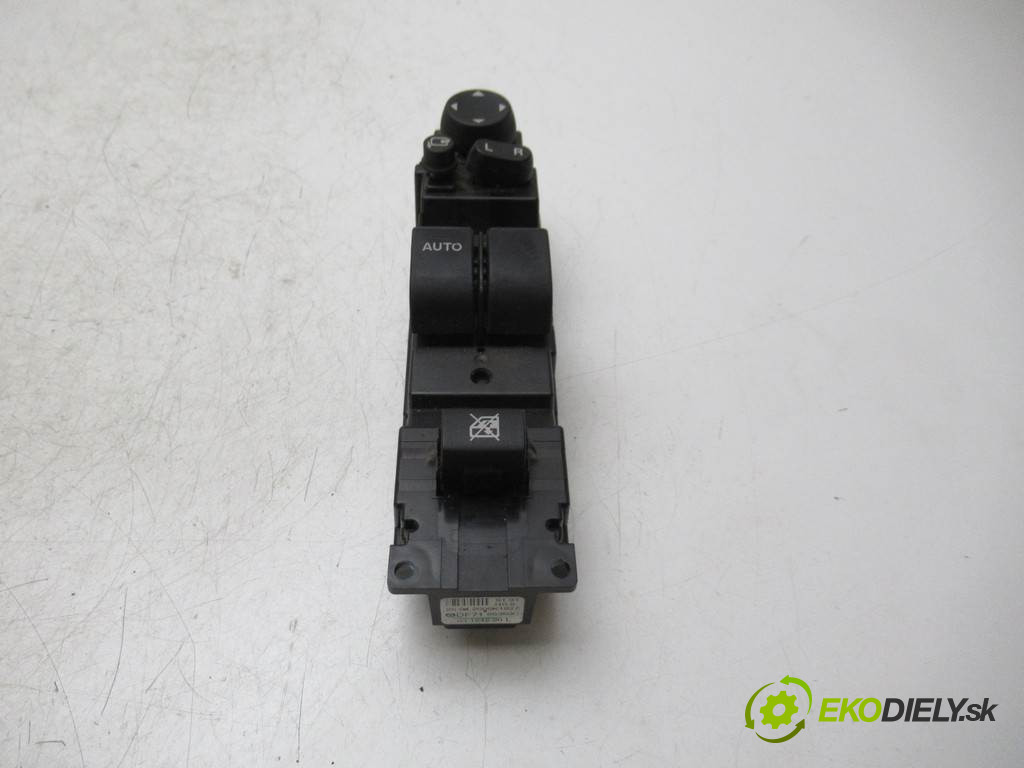 Mazda 2 II       0  prepínač okien DF7166350C  03124290L