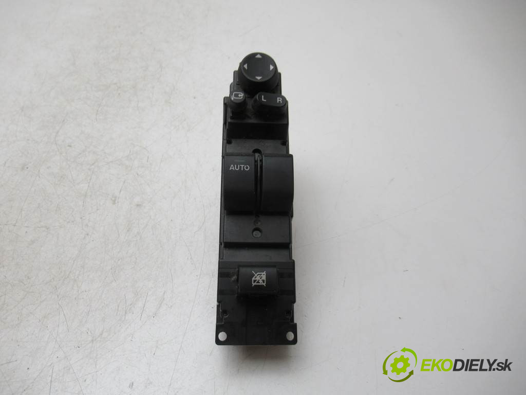 Mazda 2 II       0  prepínač okien DF7166350C  03124290L