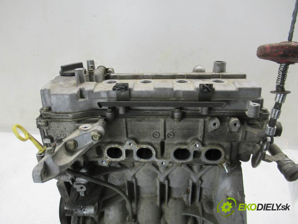 Nissan MICRA K12       0  motor CR12