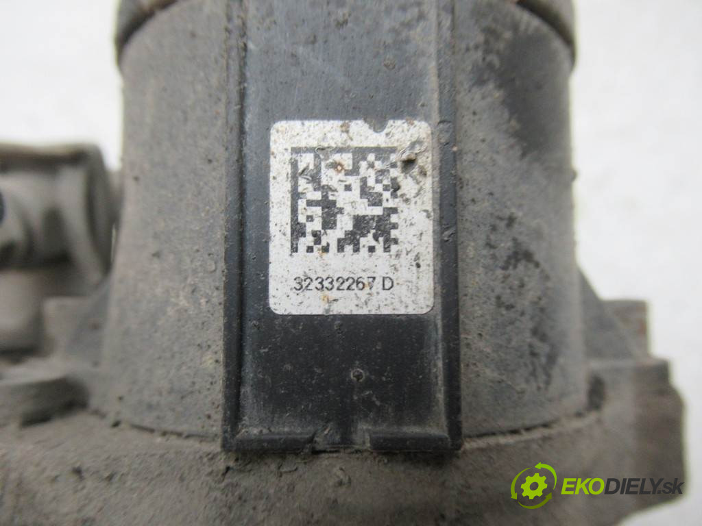 Volkswagen Passat B6       0  brzdič strmeň zad pravy
