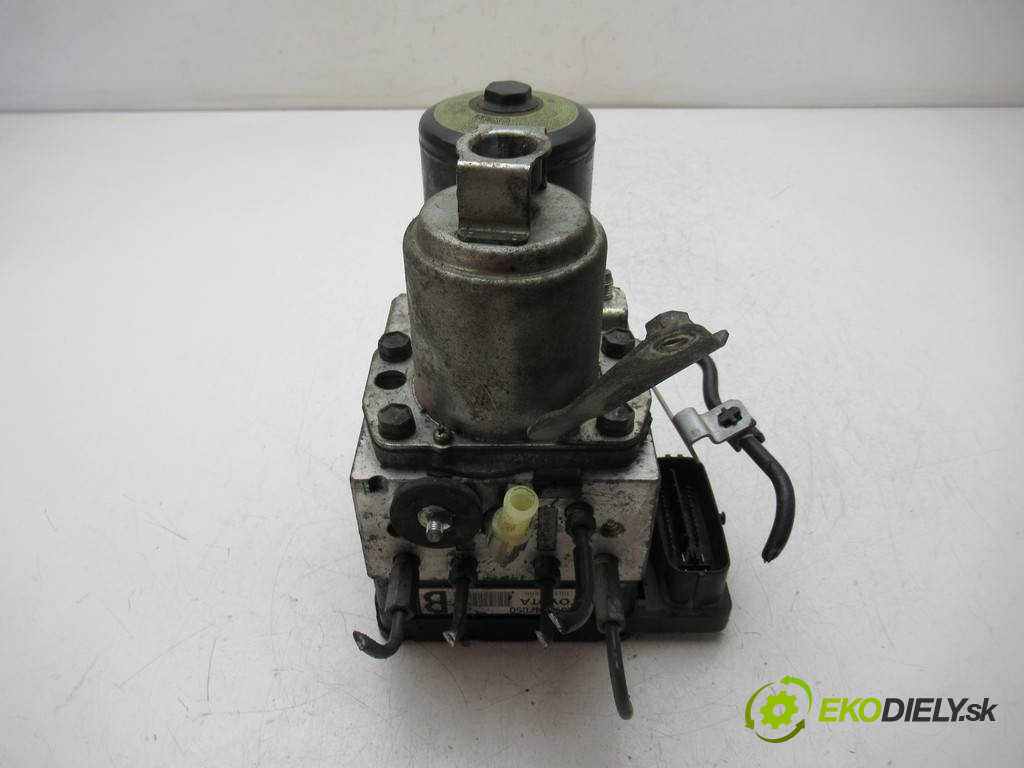 Toyota Prius II       0  pumpa abs 44510-47050