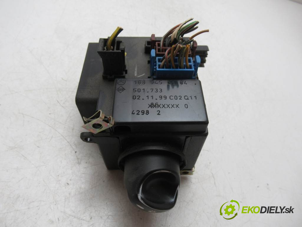 Mercedes-Benz W168       0  spínač svetiel na prístrojovej doske 1685450104