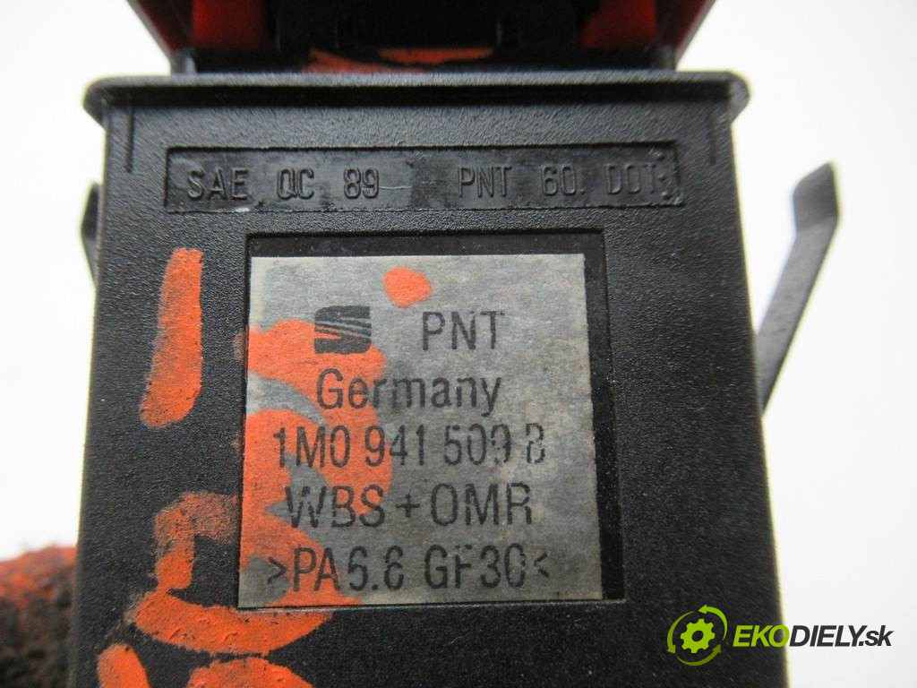 Seat Leon       0  spínač svetiel výstražných (núdzových) 1M0941509B