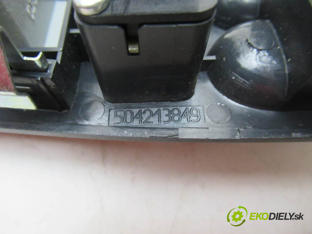 Iveco Stralis       0  prepínač okien 504213849
