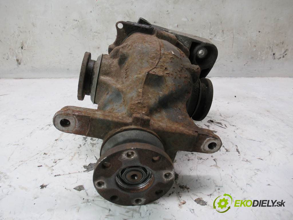 BMW 1 E87       0  most zad ,diferenciál 7519925 7514992
