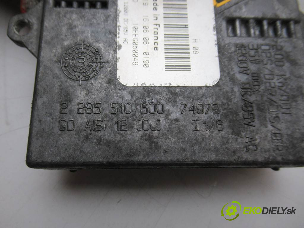 Volkswagen Touran       0  menič xenon 1T0907391