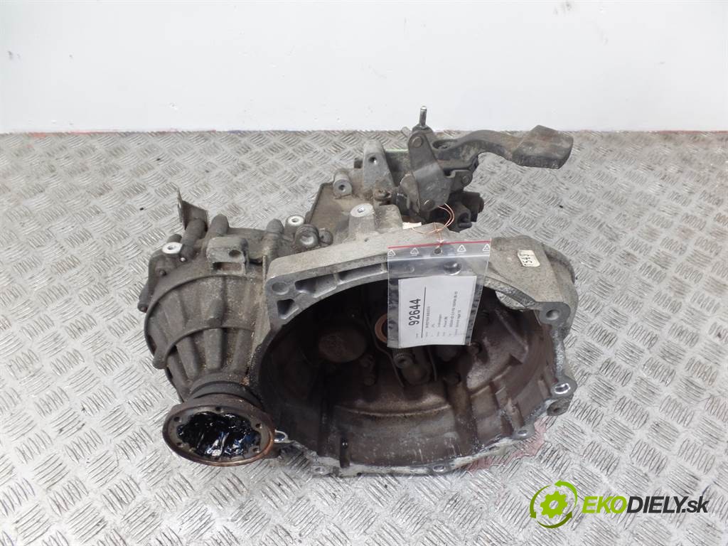 Volkswagen Passat B6    SEDAN 4D 2.0 FSI 150HP 05-10    prevodovka org.čis.  - JYL