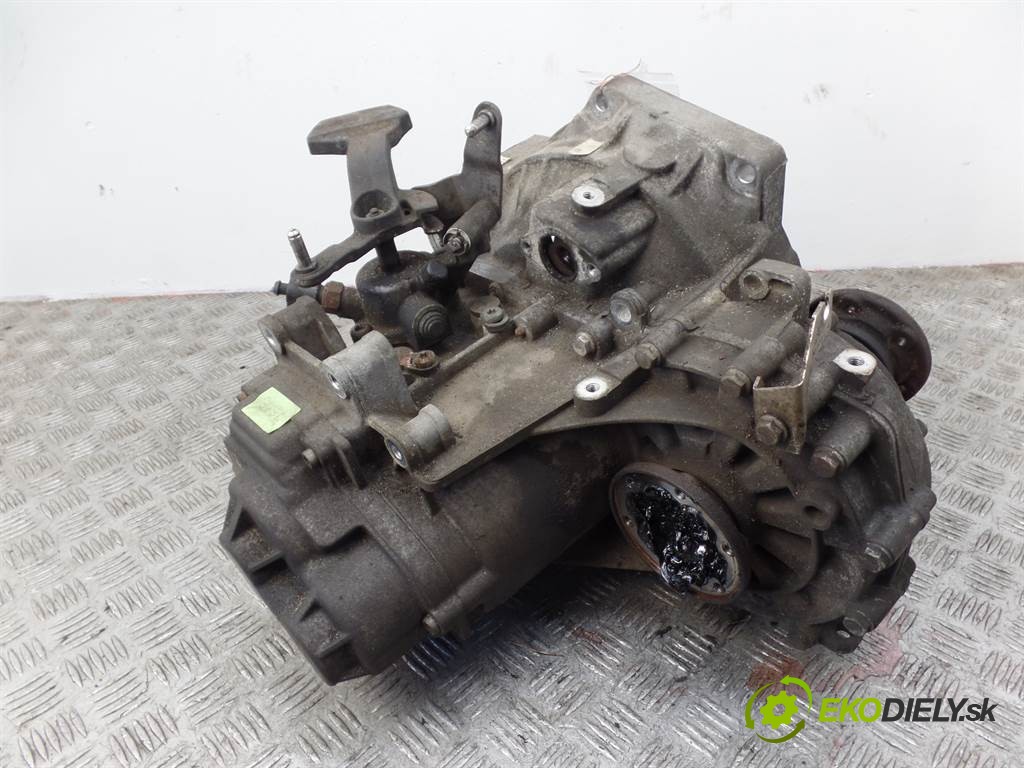 Volkswagen Passat B6    SEDAN 4D 2.0 FSI 150HP 05-10    prevodovka org.čis.  - JYL