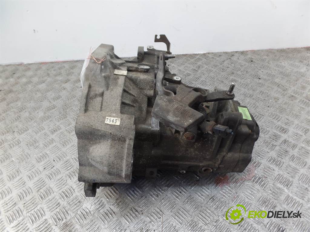 Volkswagen Passat B6    SEDAN 4D 2.0 FSI 150HP 05-10    prevodovka org.čis.  - JYL