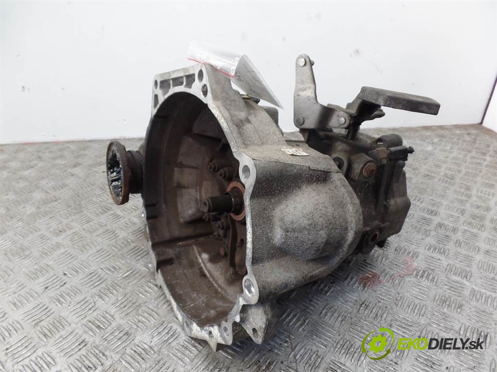 Volkswagen Passat B6    SEDAN 4D 2.0 FSI 150HP 05-10    prevodovka org.čis.  - JYL