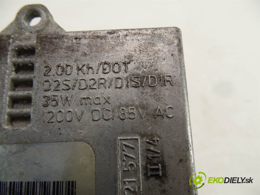 měnič xenon 1307329074 Volkswagen Golf IV       0